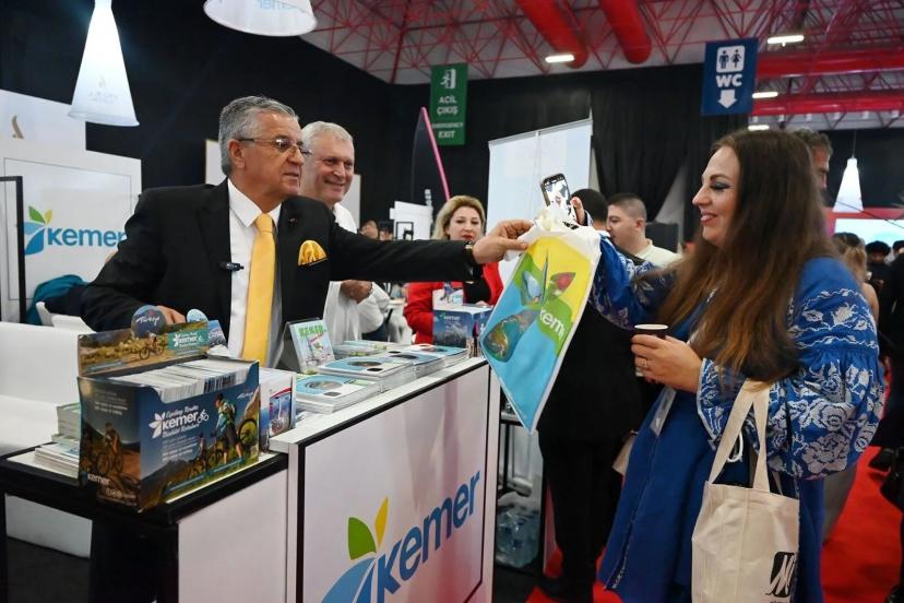 KEMER BELEDİYESİ DÜNYA SAHNESİNDE