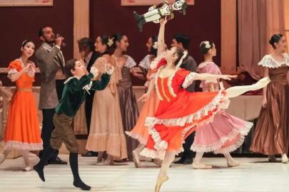 MASAL PERDESİ ANTALYA’DA KAPANIYOR!