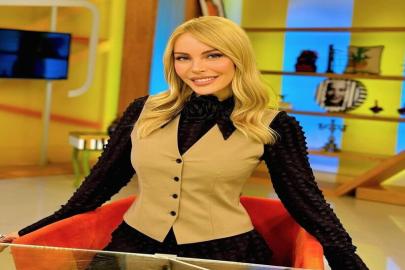 ÜNLÜ SPİKERLERE UYUŞTURUCU OPERASYONU