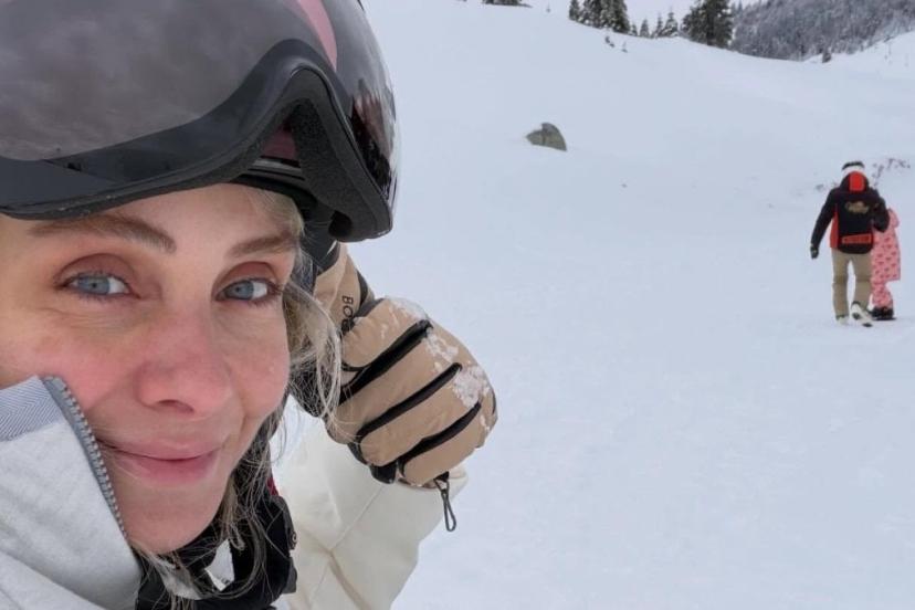 NUR FETTAHOĞLU’NDAN DUYGULANDIRAN AİLE PAYLAŞIMI