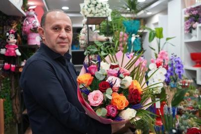 SEVGİLİLER GÜNÜNDE GÜL 200 TL, ORKİDE 2 BİN TL’DEN BAŞLIYOR