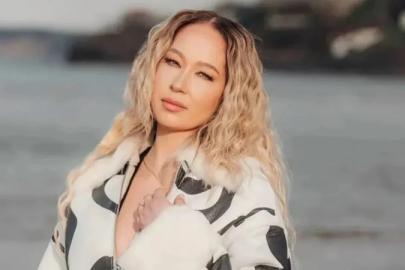 KAPININ ÖNÜNDEKİ TEHDİT