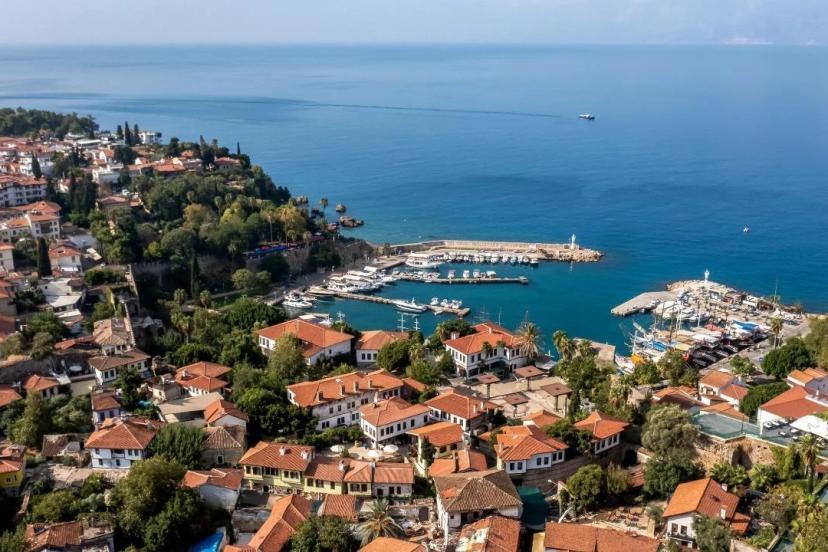 KİRA YÜKÜ ANTALYA’DA AĞIRLAŞIYOR