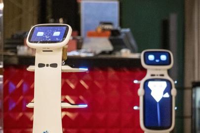 ROBOT GARSON DEVRİ ANTALYA’DA