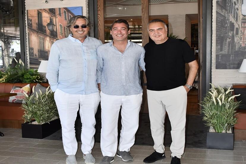 KONYAALTI'NDA YENİ BULUŞMA NOKTASI