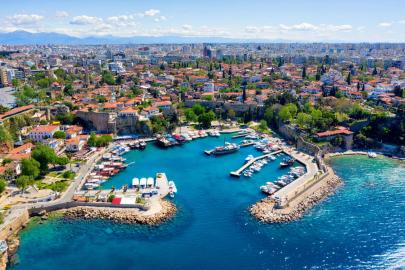 ANTALYA TURİZMİN GELECEĞİNİ YENİDEN TANIMLAYACAK KONGREYE HAZIRLANIYOR