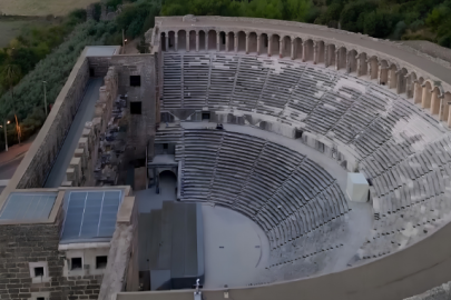 ASPENDOS’TA SANAT PERDESİ AÇILIYOR