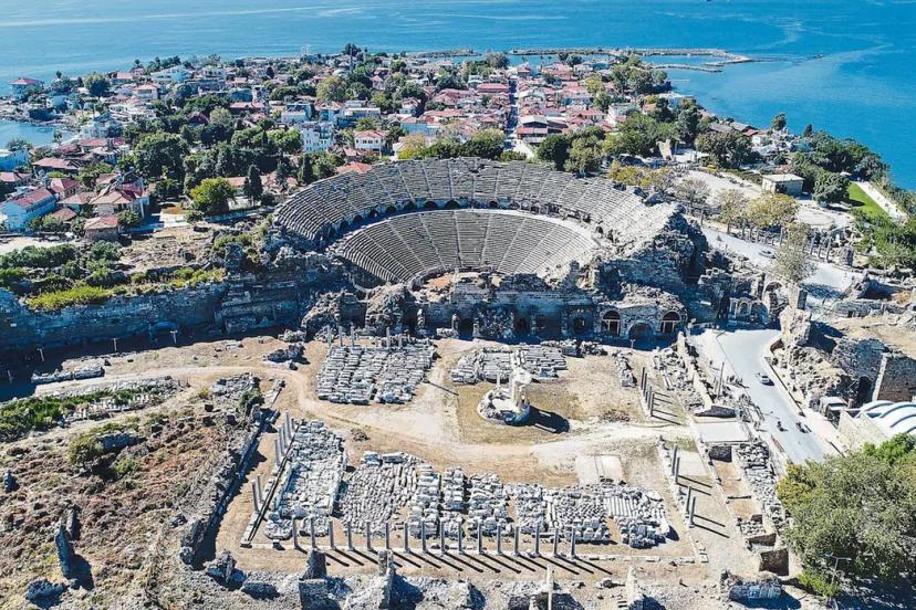 ANTALYA TARİHİNDE ZİRVEDE
