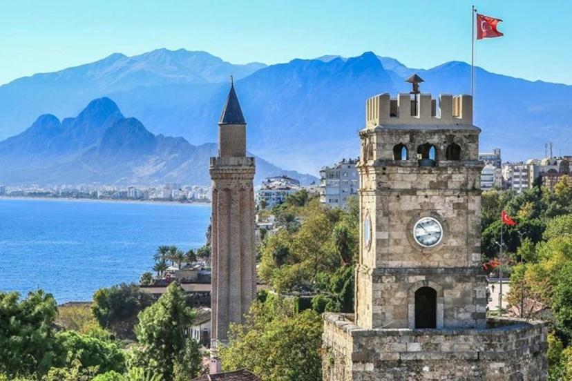 ANTALYA’DA AKILLI ŞEHİR DÖNEMİ BAŞLIYOR