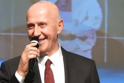 COŞKUN DEMİR’DEN YENİ ŞARKI BOMBA GİBİ GELİYOR: “YAN YAN”