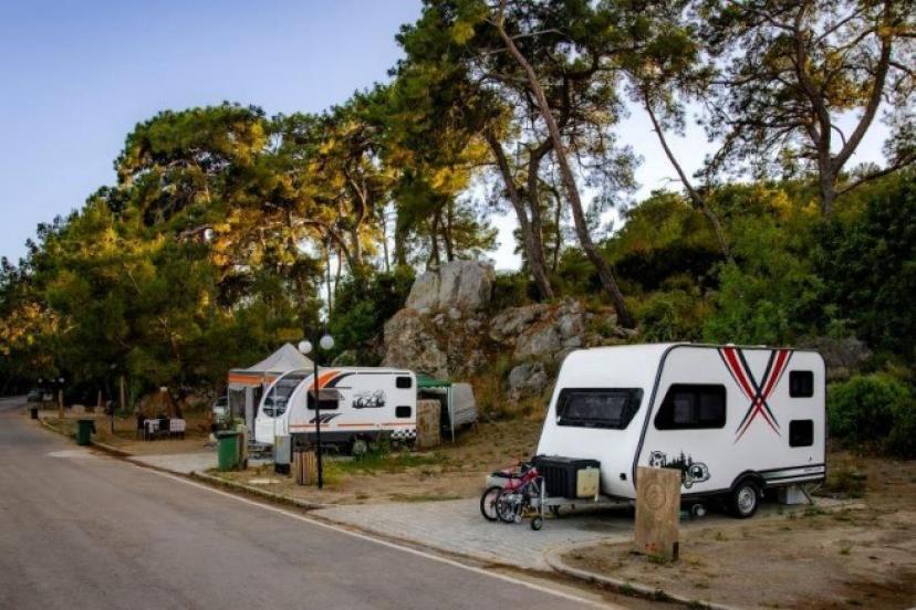 ANTALYA KAMP KARAVAN TATİL MEKANLARI