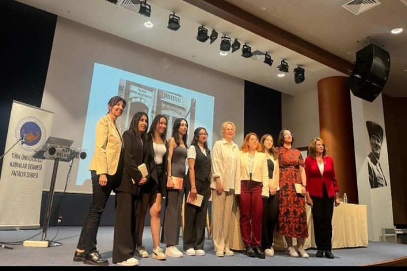 GENÇLİK, ATA’SININ HİTABESİNE SAHİP ÇIKIYOR